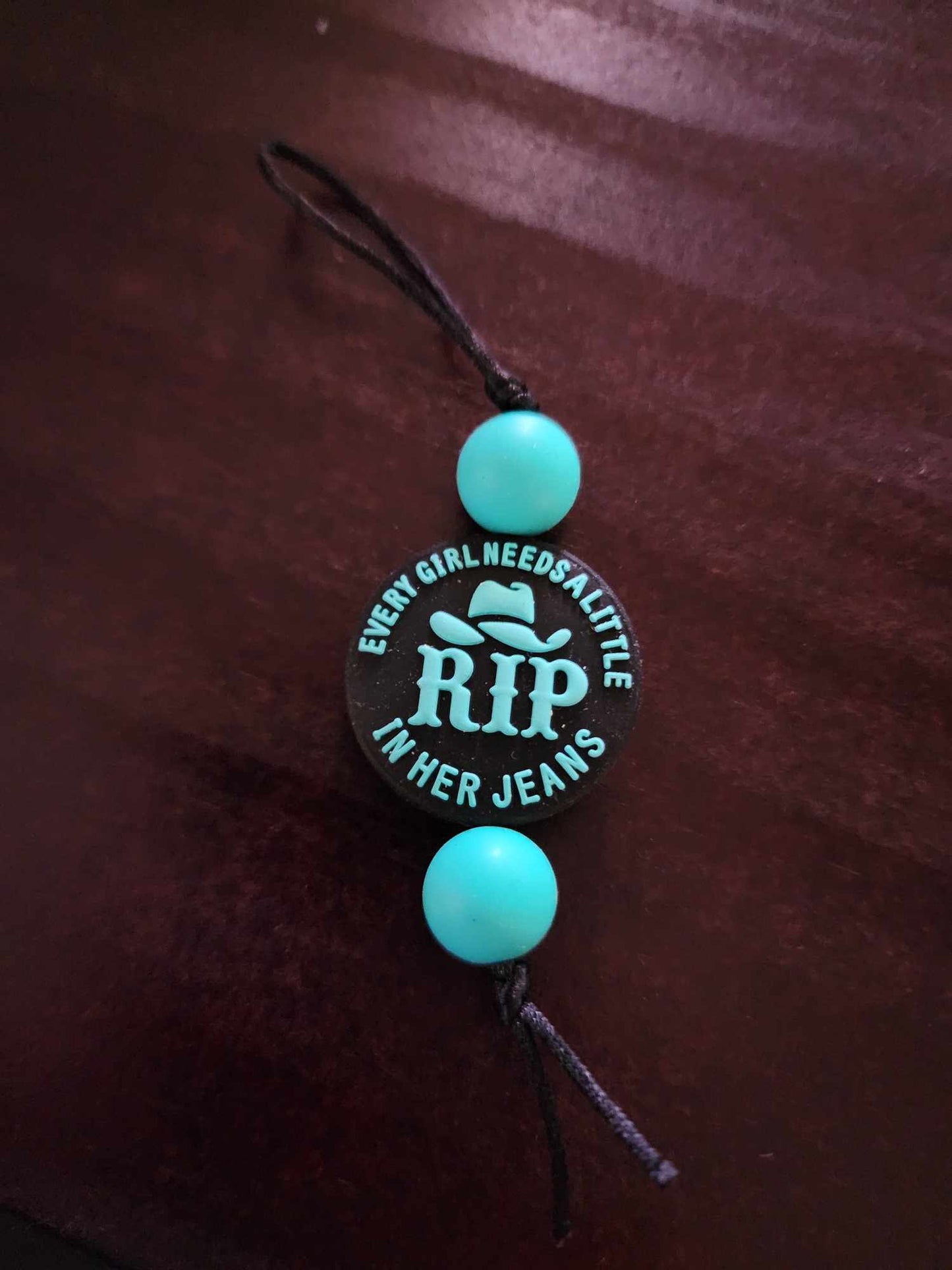 Rip in jeans Zipper Pull