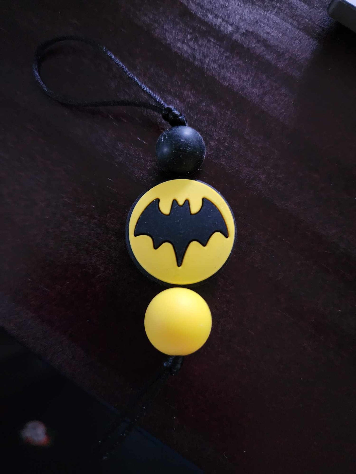 Bat Signal Zipper Pull